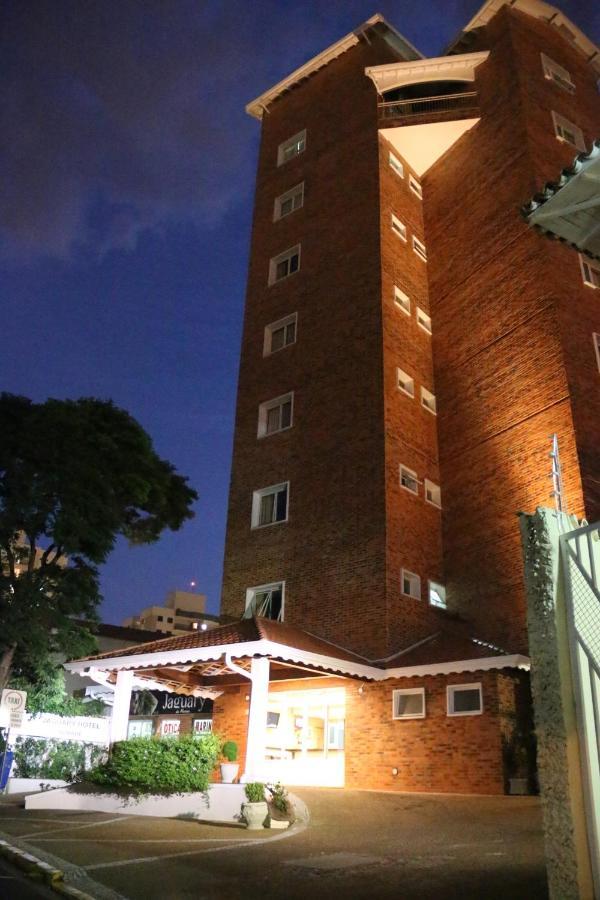 Jaguary Hotel Sumaré Esterno foto