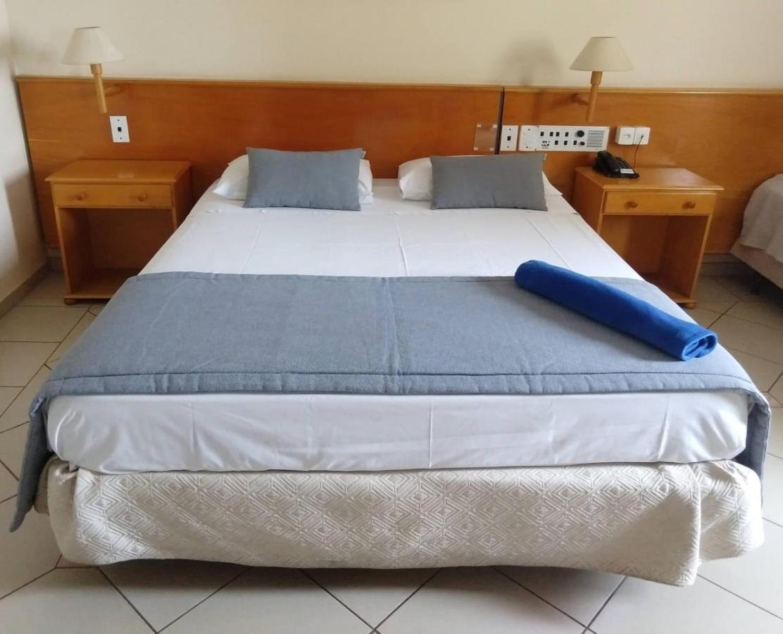 Jaguary Hotel Sumaré Esterno foto